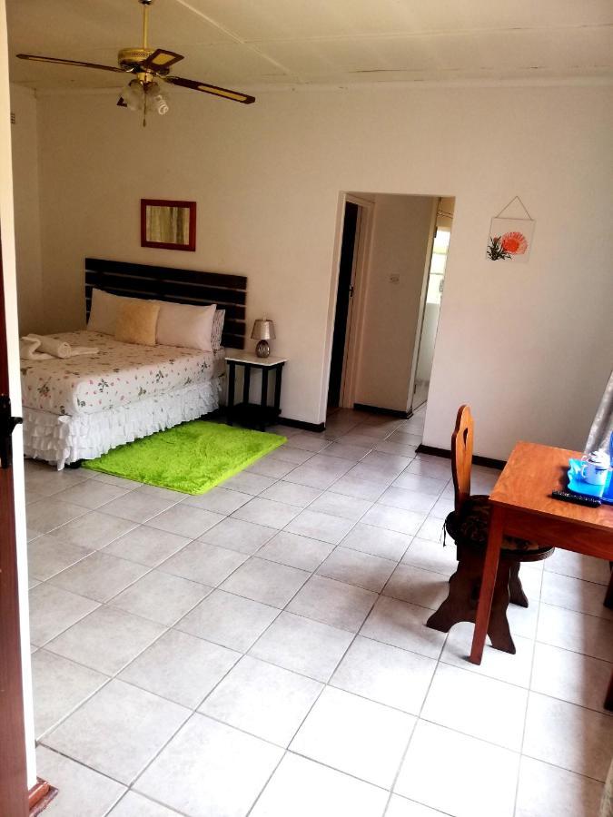 Savanna Bulawayo Exteriör bild