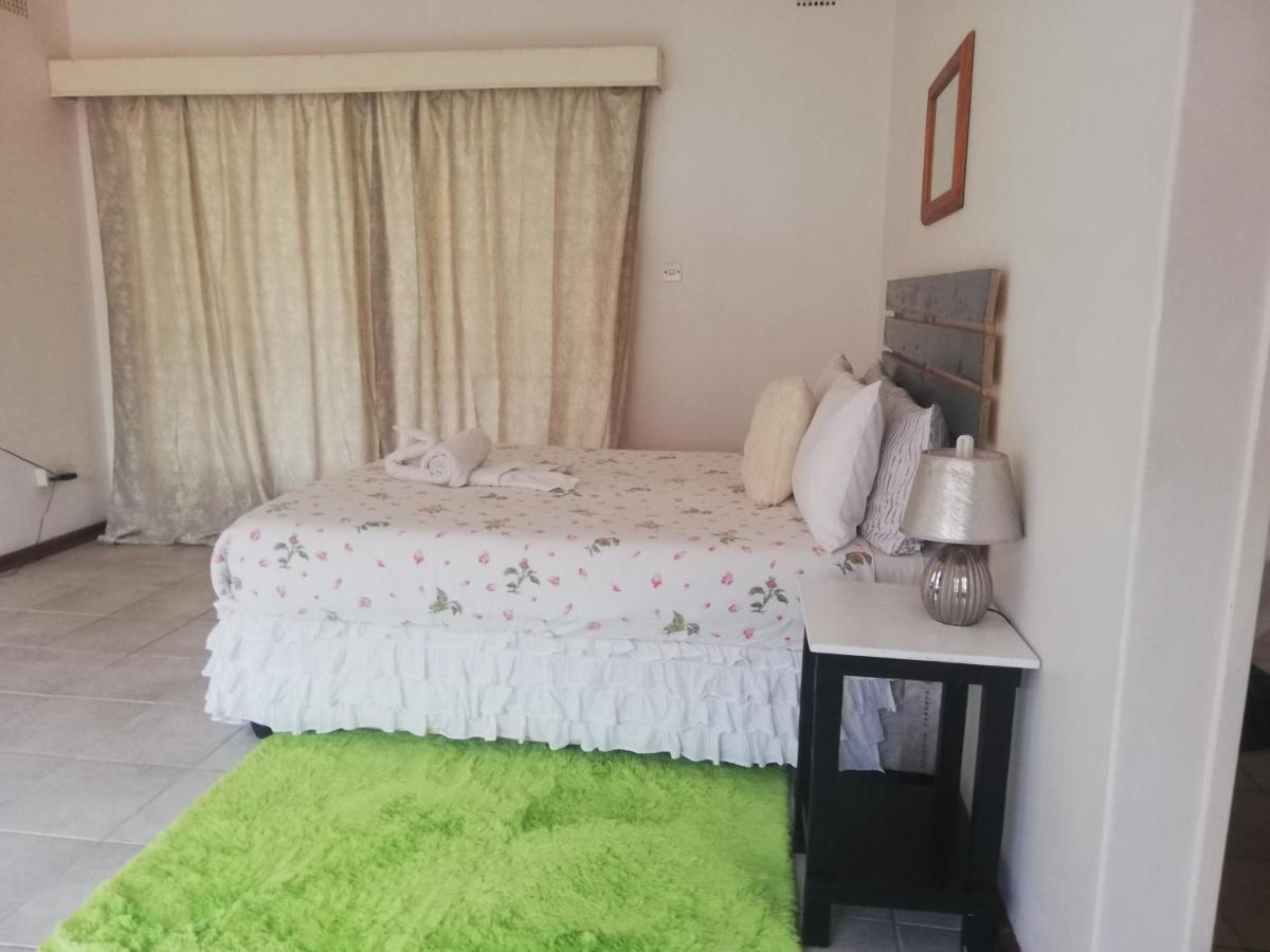 Savanna Bulawayo Exteriör bild