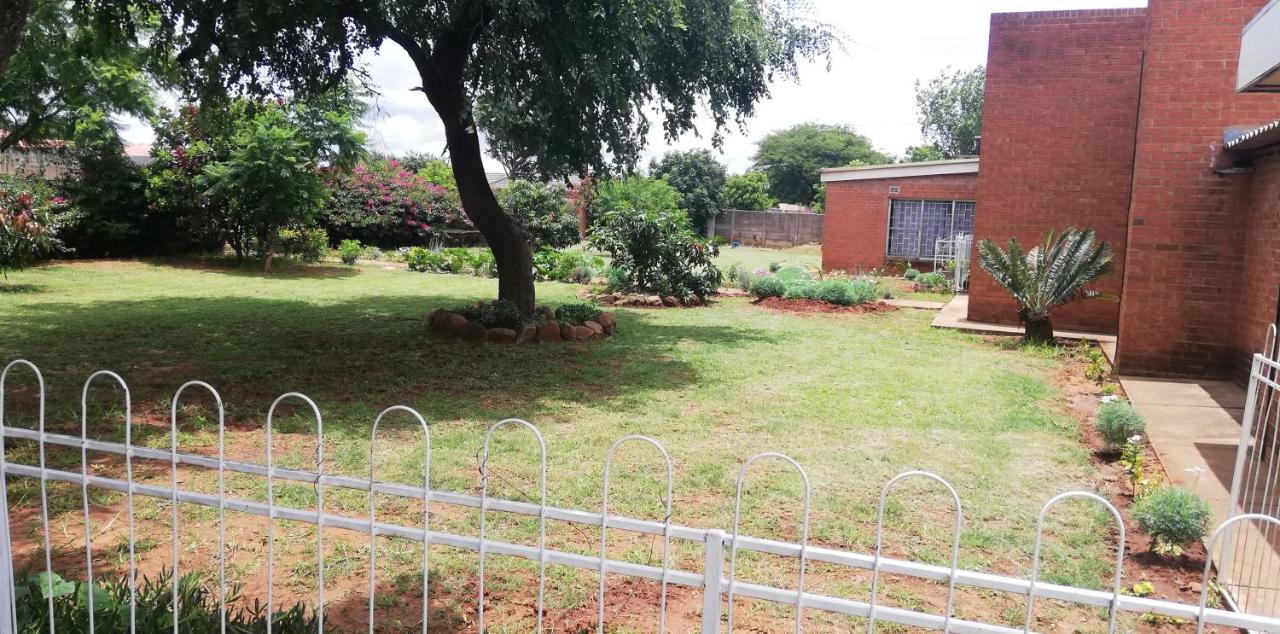 Savanna Bulawayo Exteriör bild
