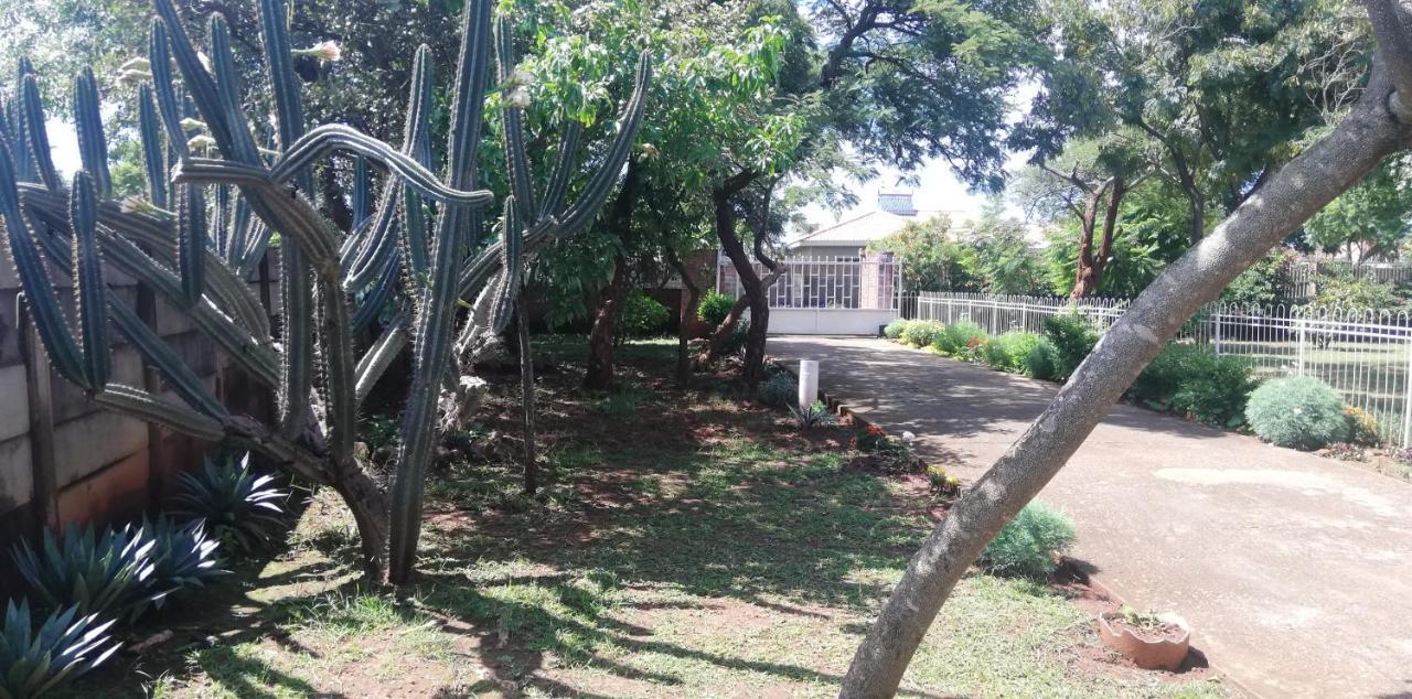 Savanna Bulawayo Exteriör bild
