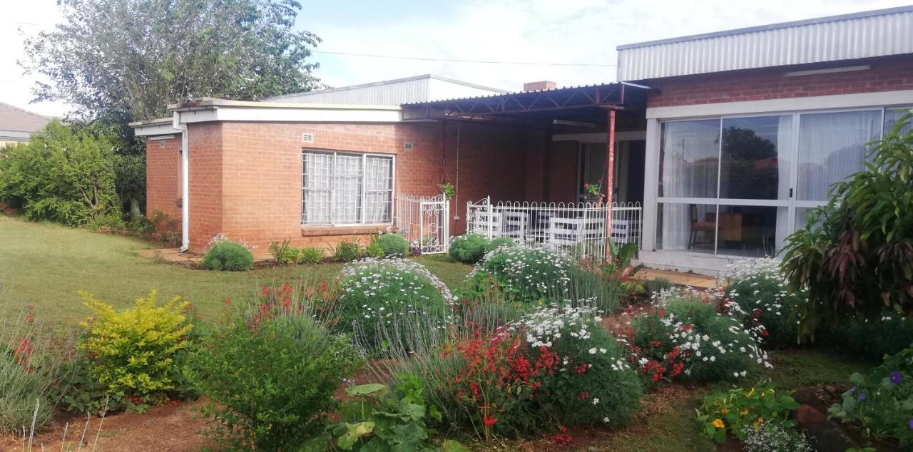 Savanna Bulawayo Exteriör bild